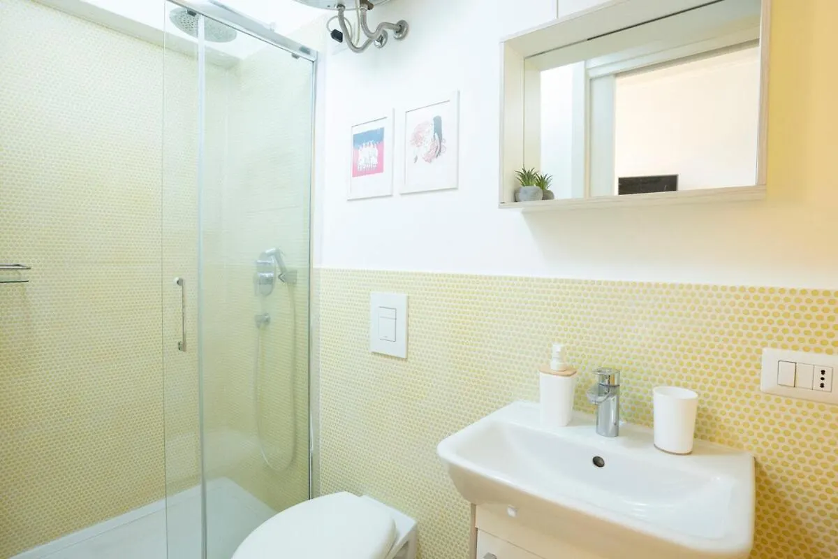 شقة Isola 5 Minutes From Porta Garibaldi Station ميلان