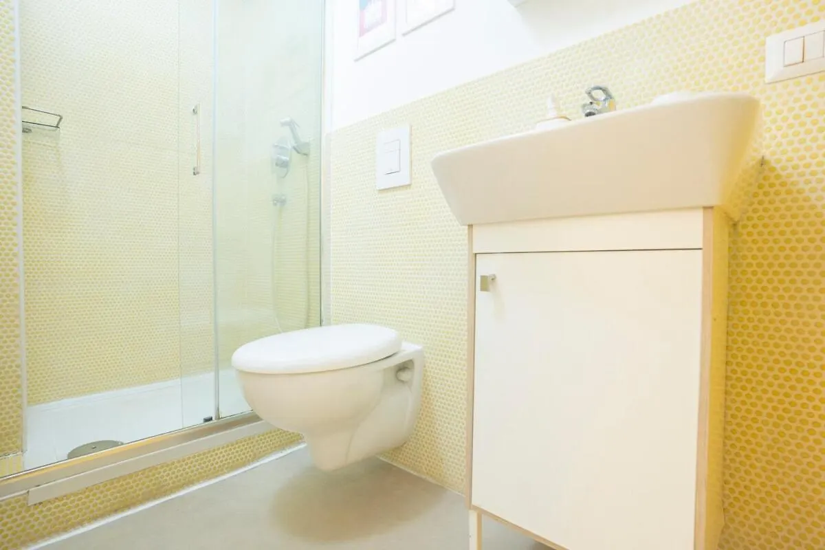 شقة Isola 5 Minutes From Porta Garibaldi Station ميلان 0*,